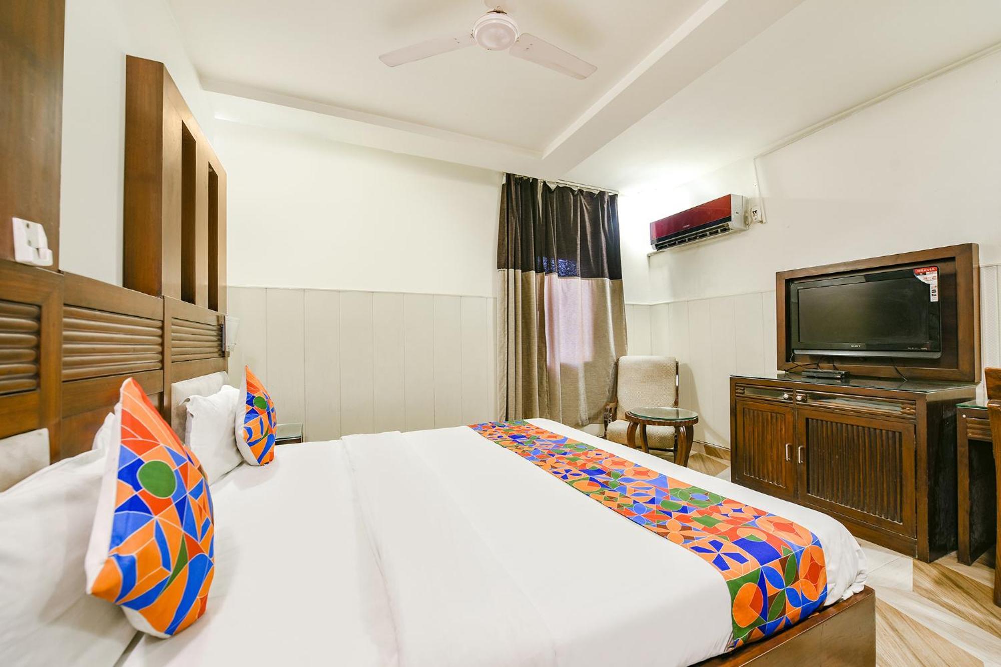 Fabhotel Grand Boutique New Delhi Buitenkant foto