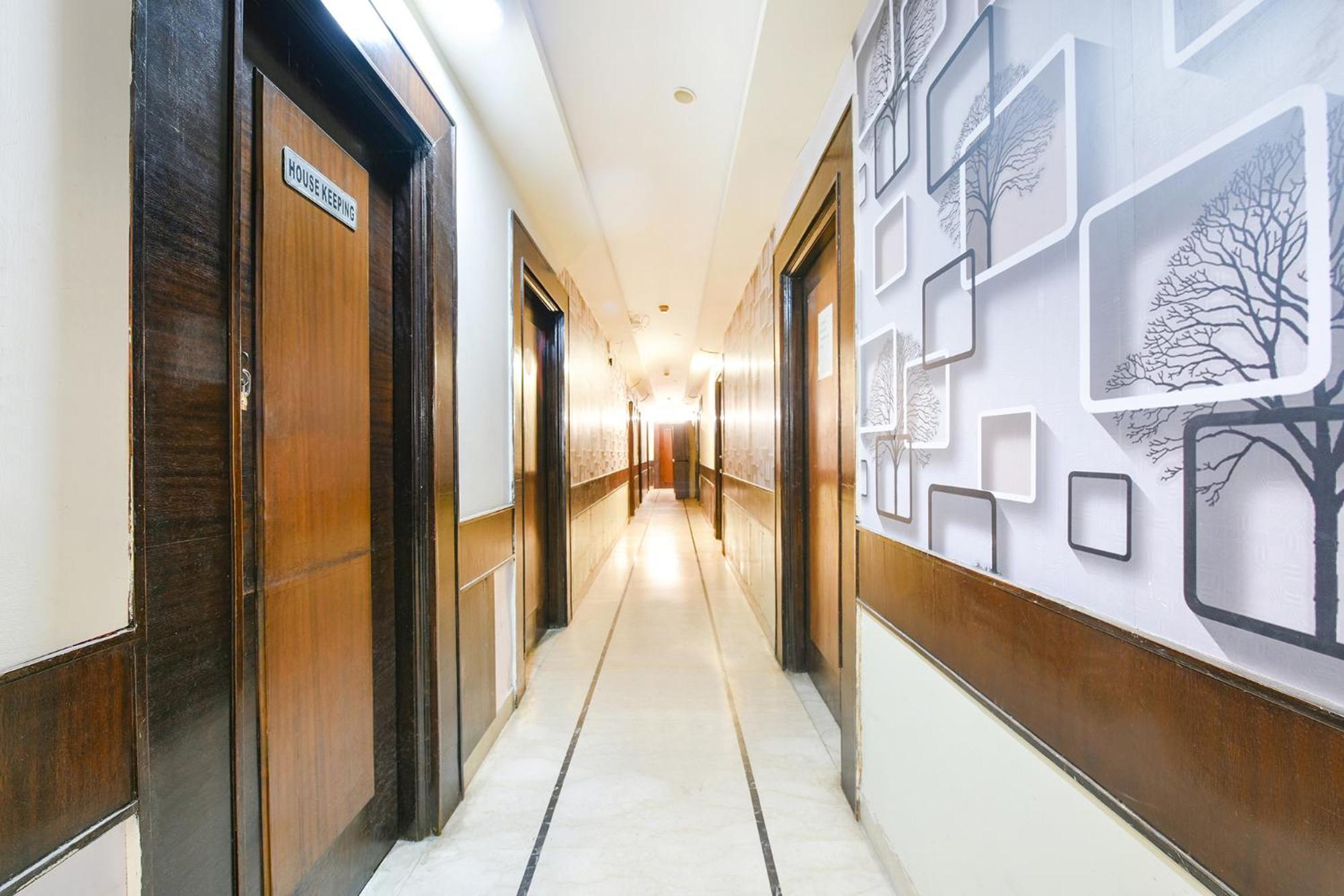 Fabhotel Grand Boutique New Delhi Buitenkant foto