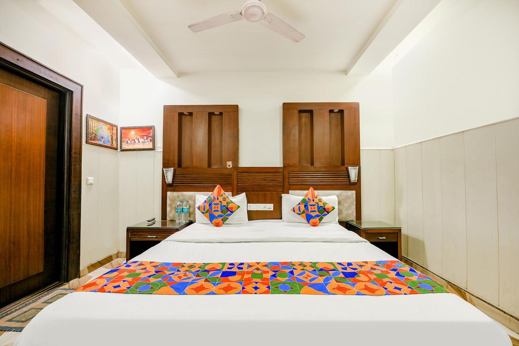 Fabhotel Grand Boutique New Delhi Buitenkant foto